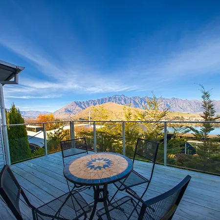 Wakatipu Vista Villa Queenstown Exterior photo